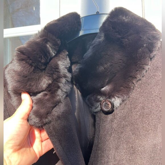 Dale Dressin Amicale Angora Rabbit Fur Coat - Picture 2 of 12